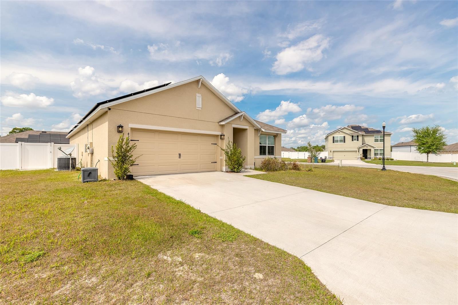 4273 NE 29TH PLACE