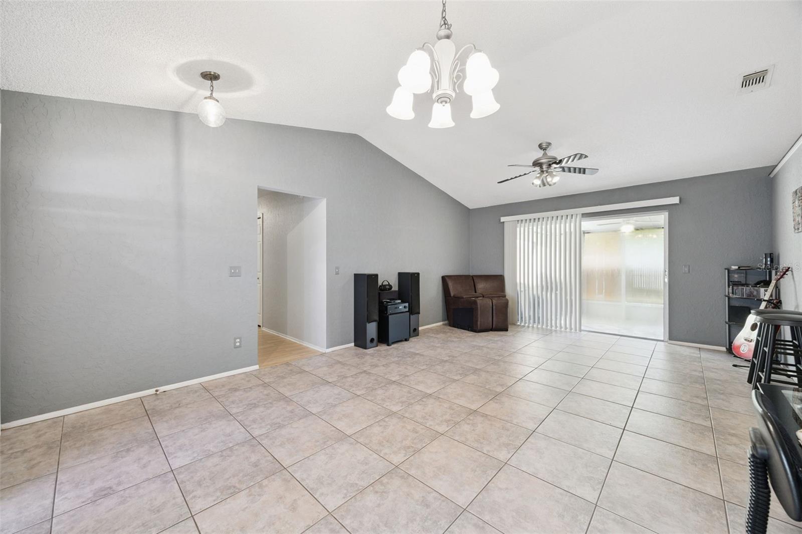 3706 VALENCIA GROVE LANE
