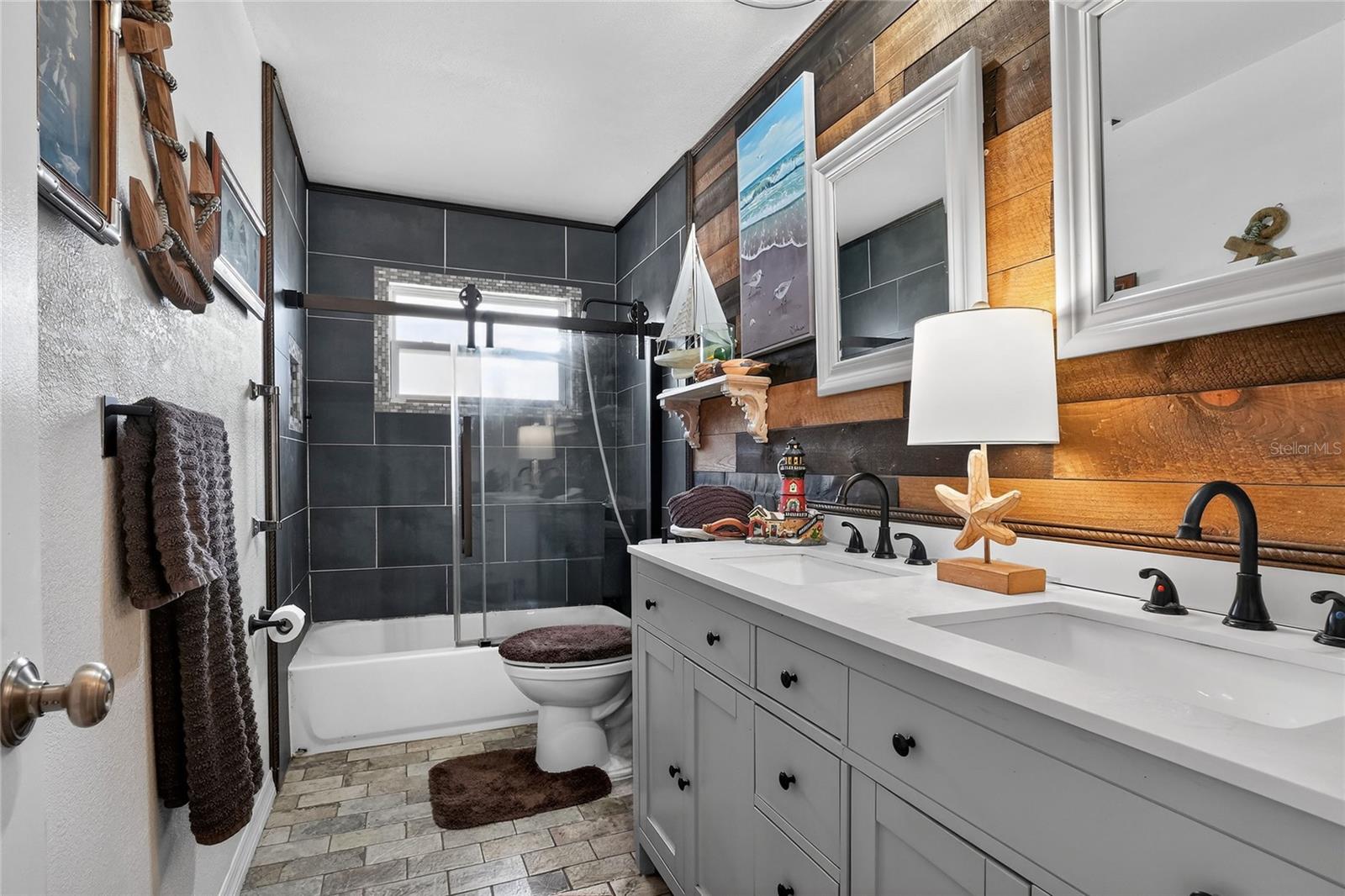 PINEHURST SUB - Residential