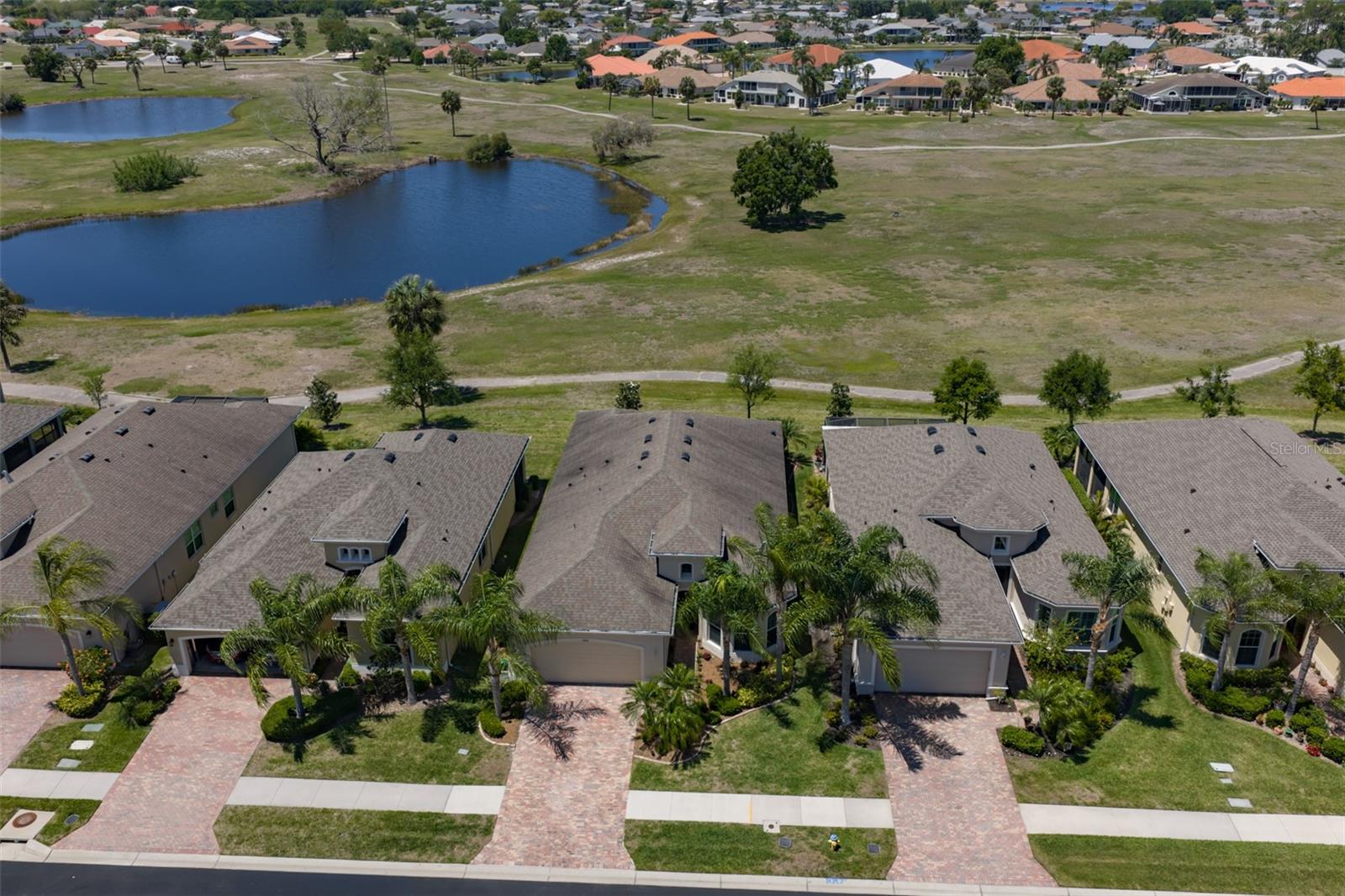 SUN CITY CENTER UNIT 274 & 2 - Residential