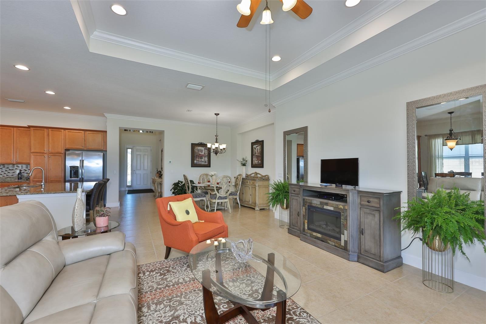 SUN CITY CENTER UNIT 274 & 2 - Residential