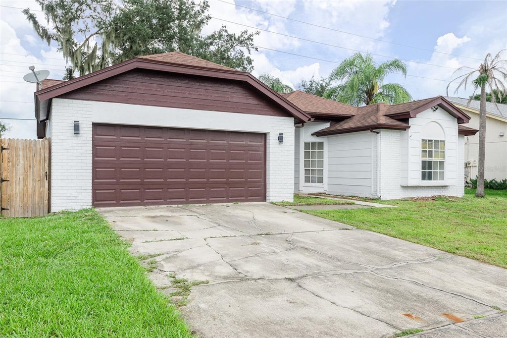 Photo of 12114 Fruitwood Drive, Riverview, FL 33569 (MLS # TB8549129)