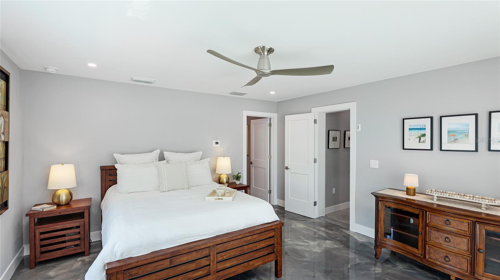 SUNRISE PARK - Residential