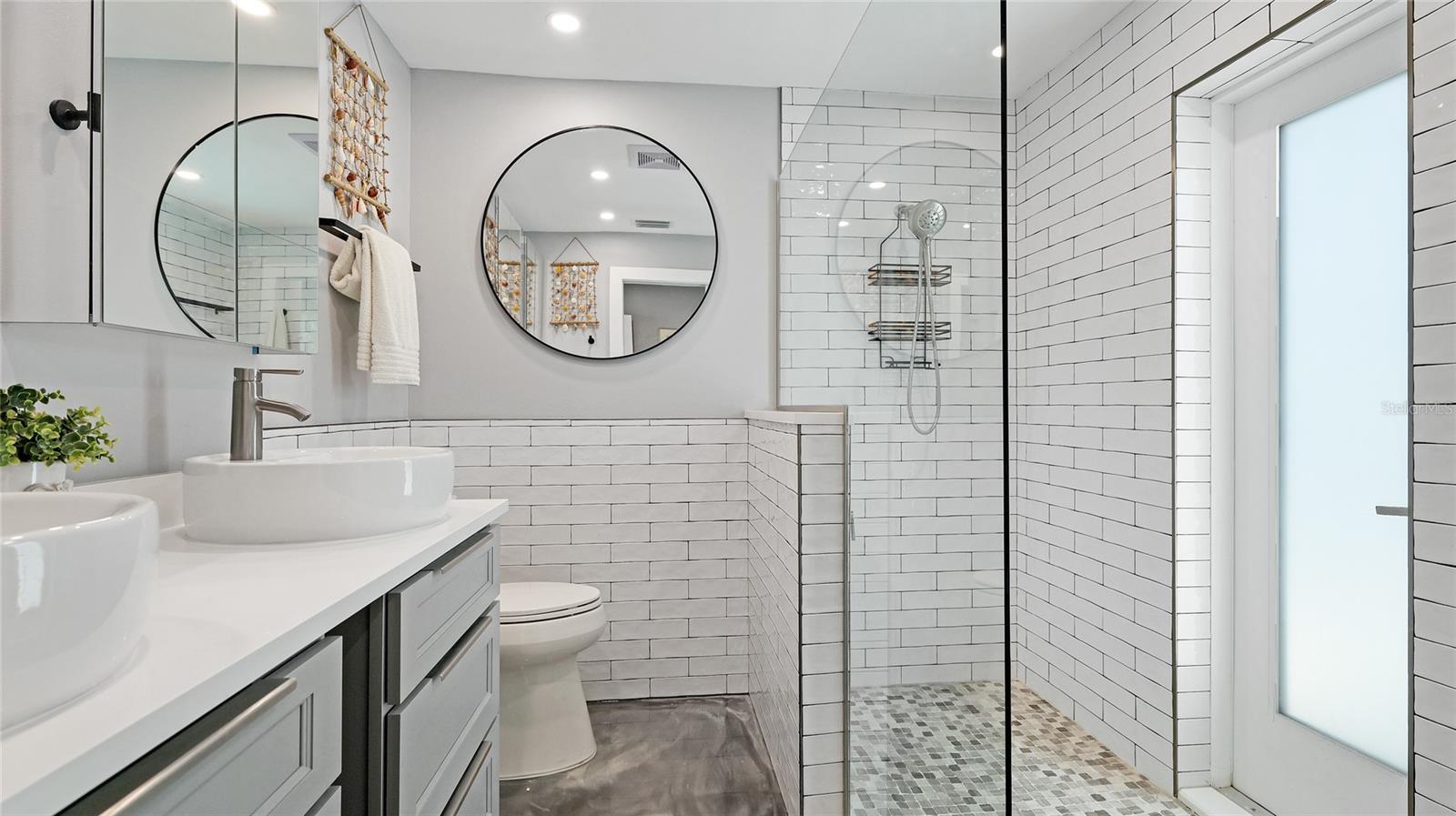 SUNRISE PARK - Residential