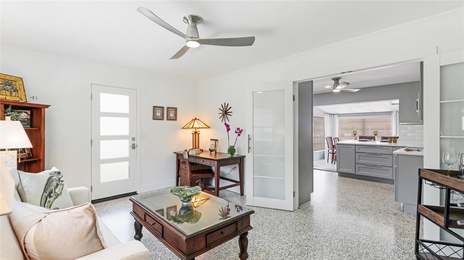 SUNRISE PARK - Residential