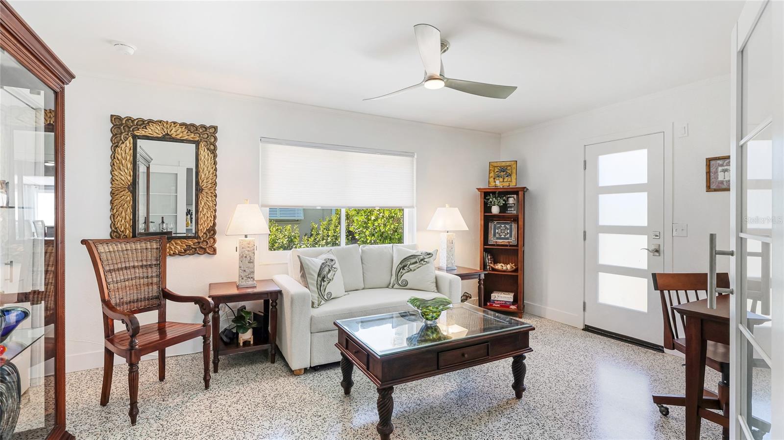 SUNRISE PARK - Residential