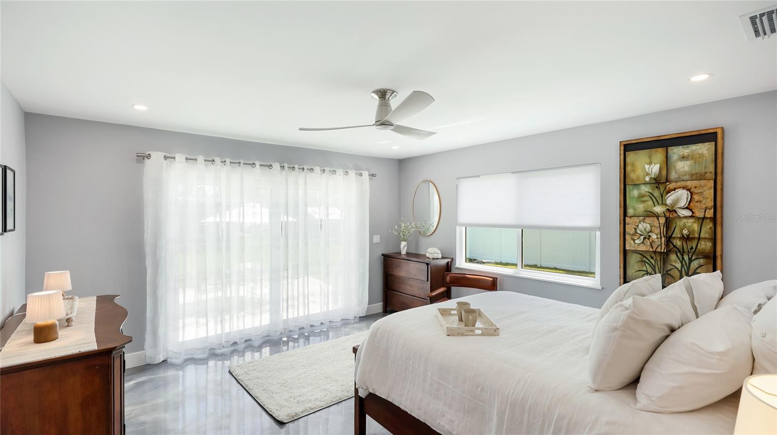 SUNRISE PARK - Residential