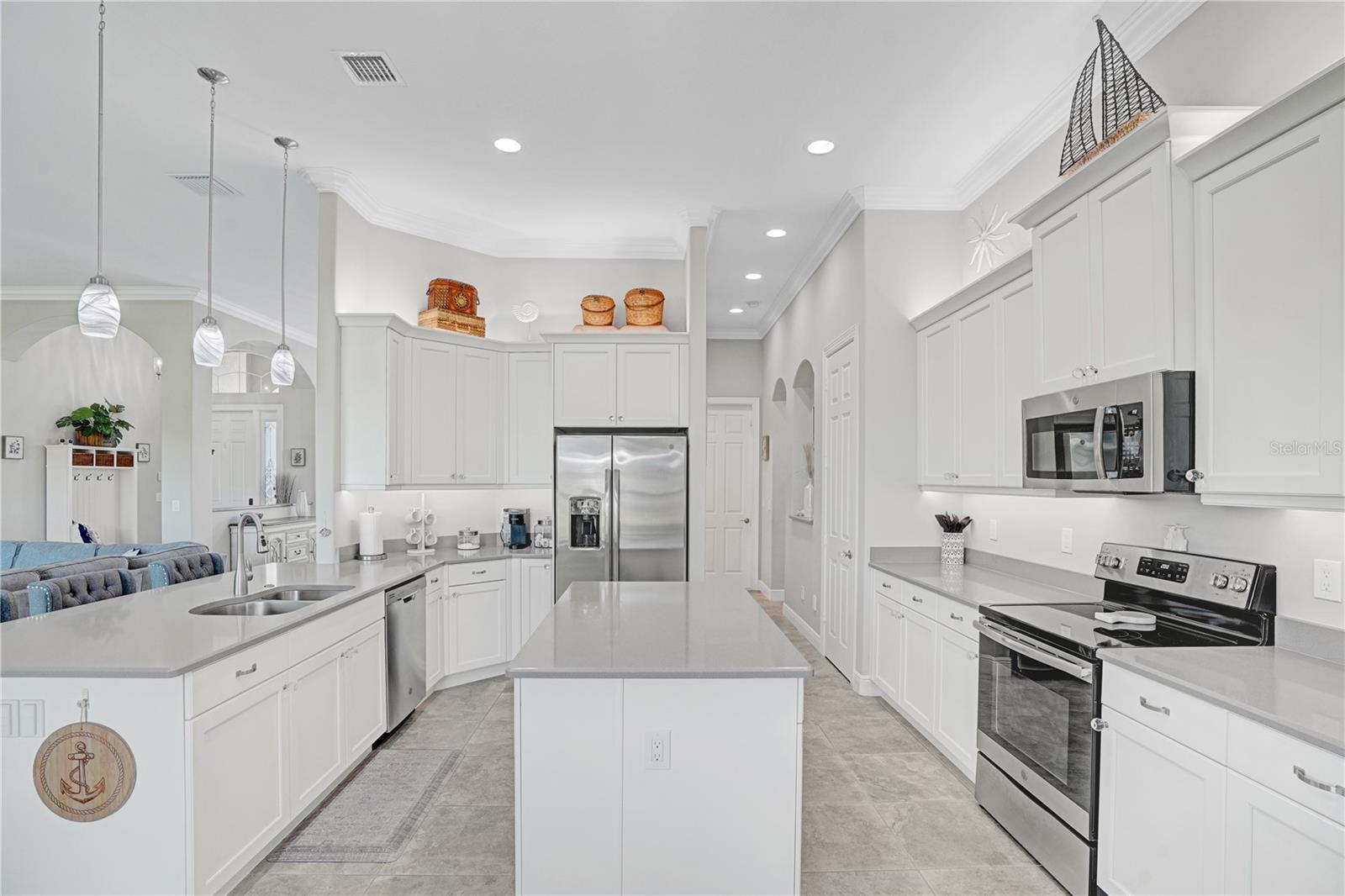 3012 BENT PINE DRIVE