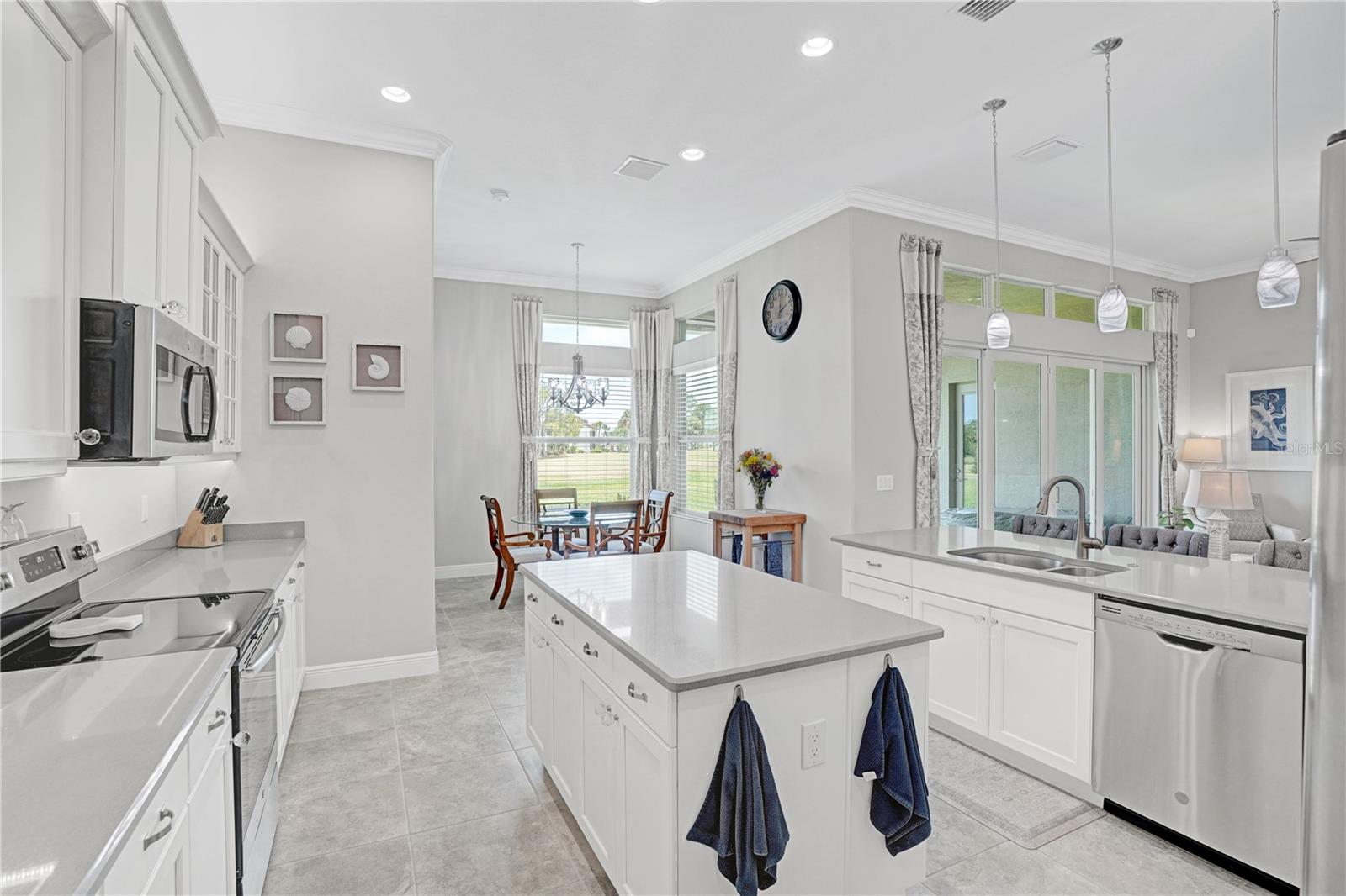 3012 BENT PINE DRIVE