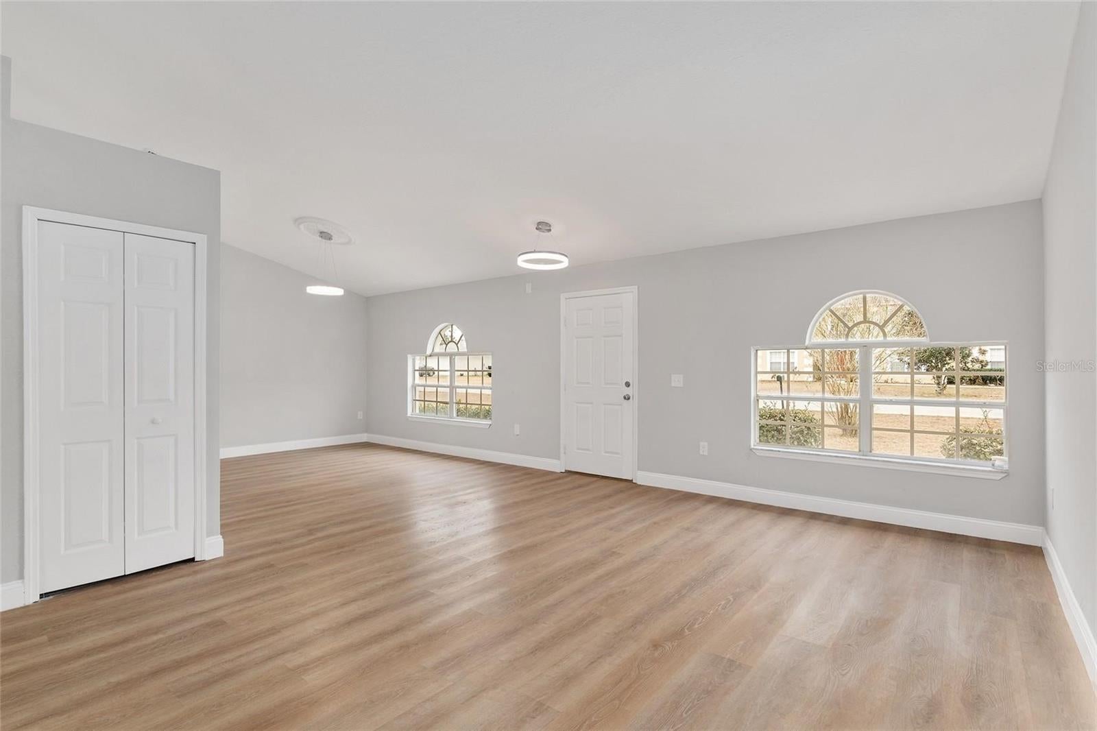 Casas a venda 3 - Jen Dantas 4181 SW 111TH PLACE