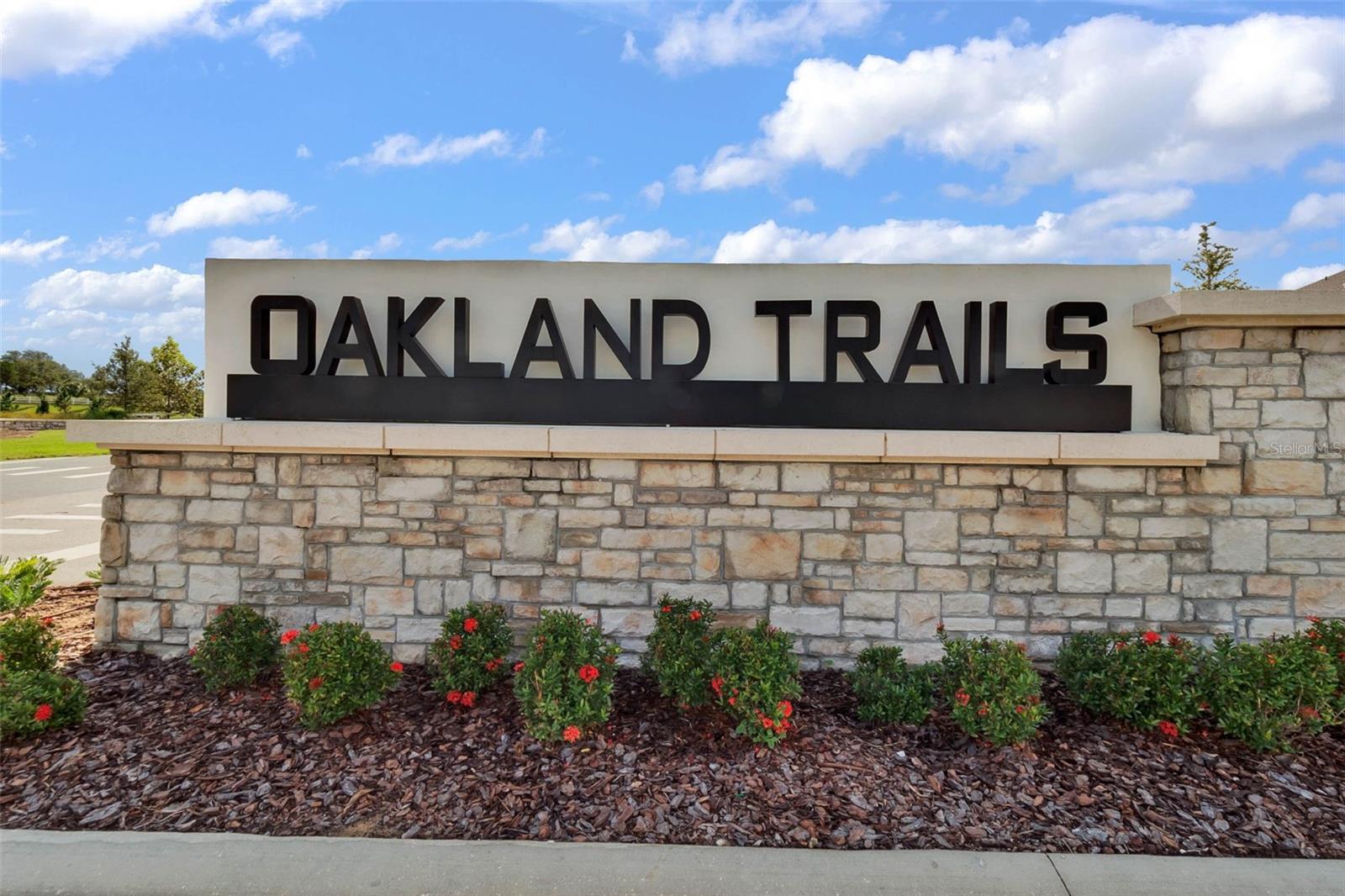 OAKLAND TRAILS PH 1 - Residential