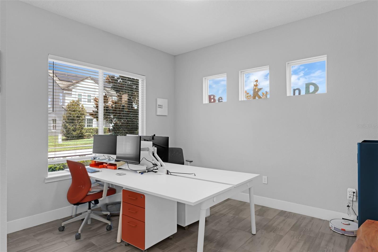 OAKLAND TRAILS PH 1 - Residential