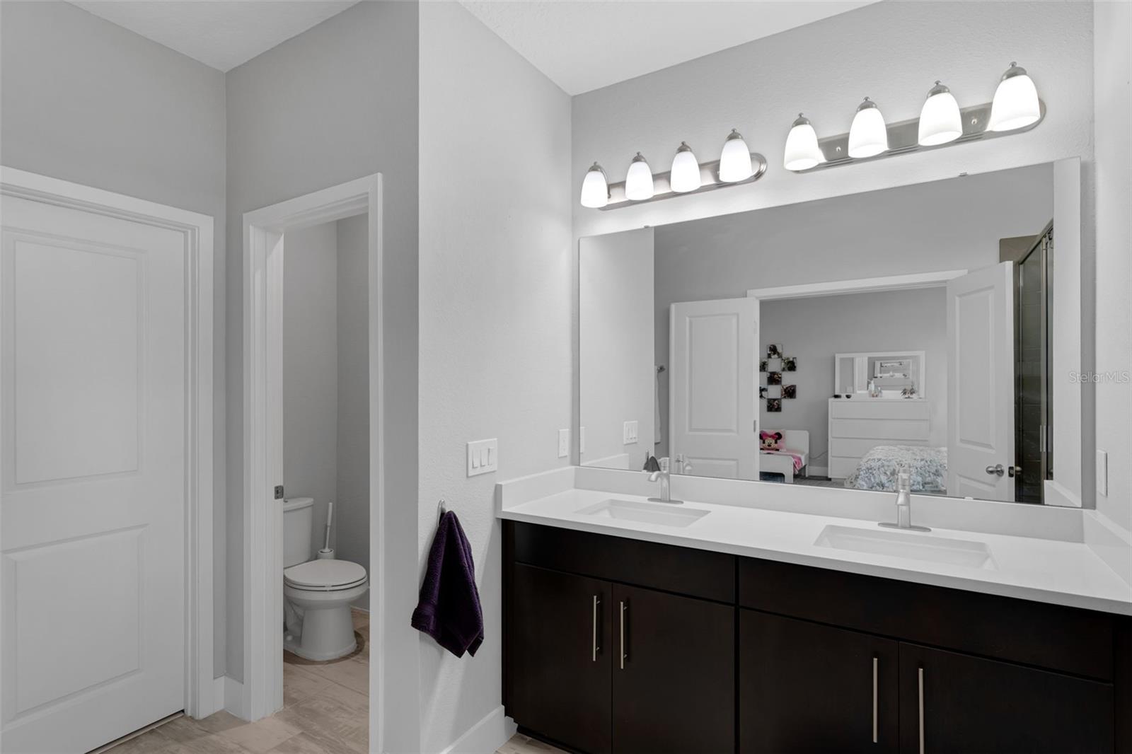 OAKLAND TRAILS PH 1 - Residential