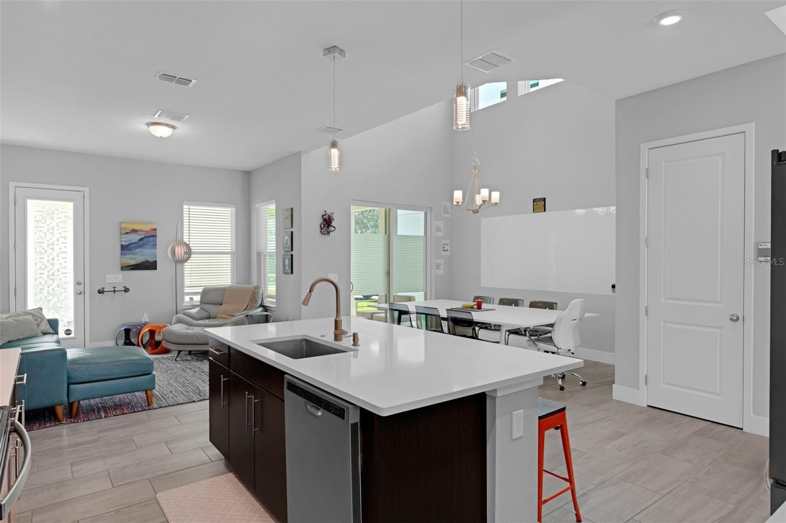 OAKLAND TRAILS PH 1 - Residential