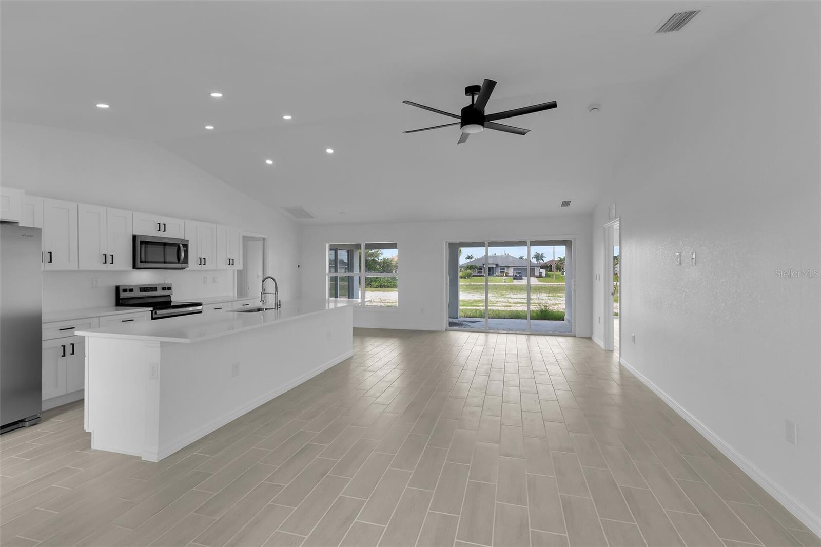 4130 NW 33RD STREET