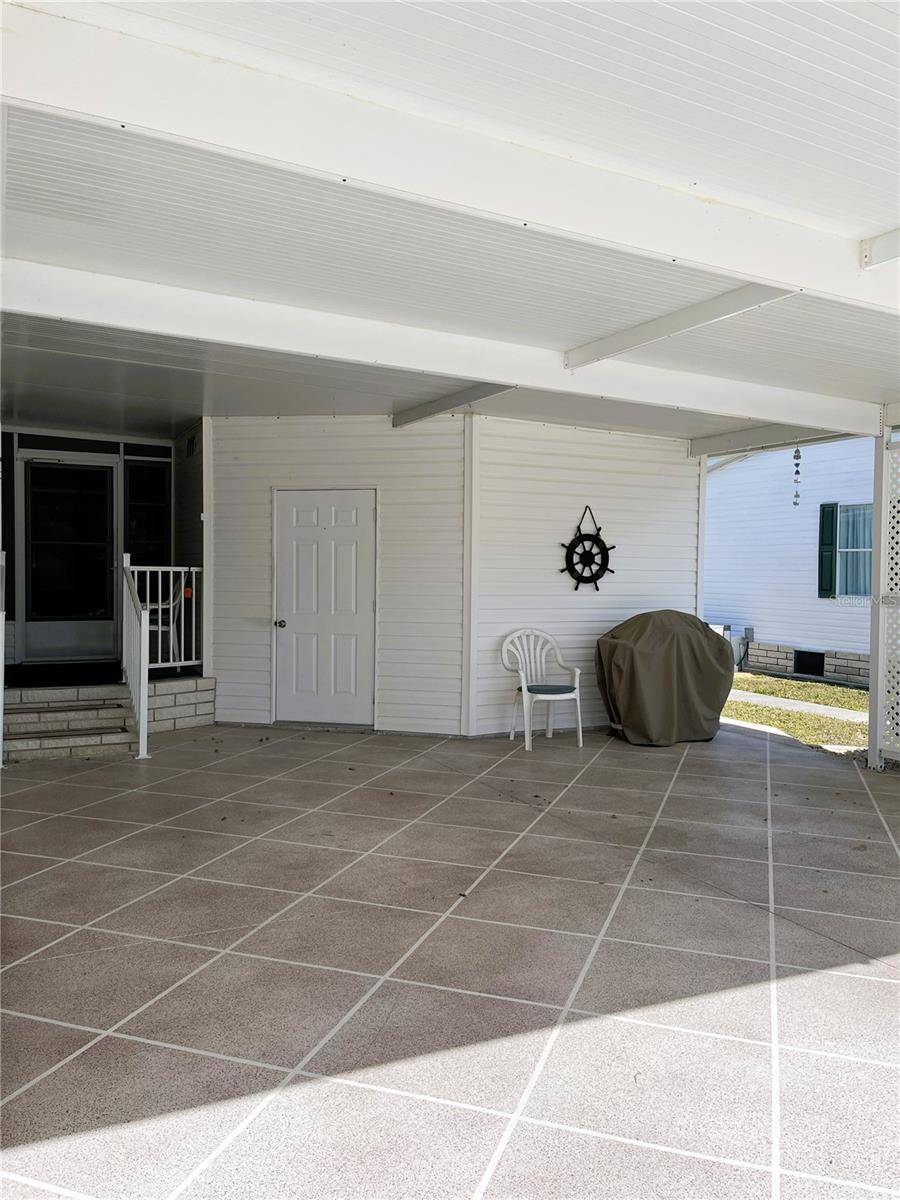 27110 JONES LOOP RD 295