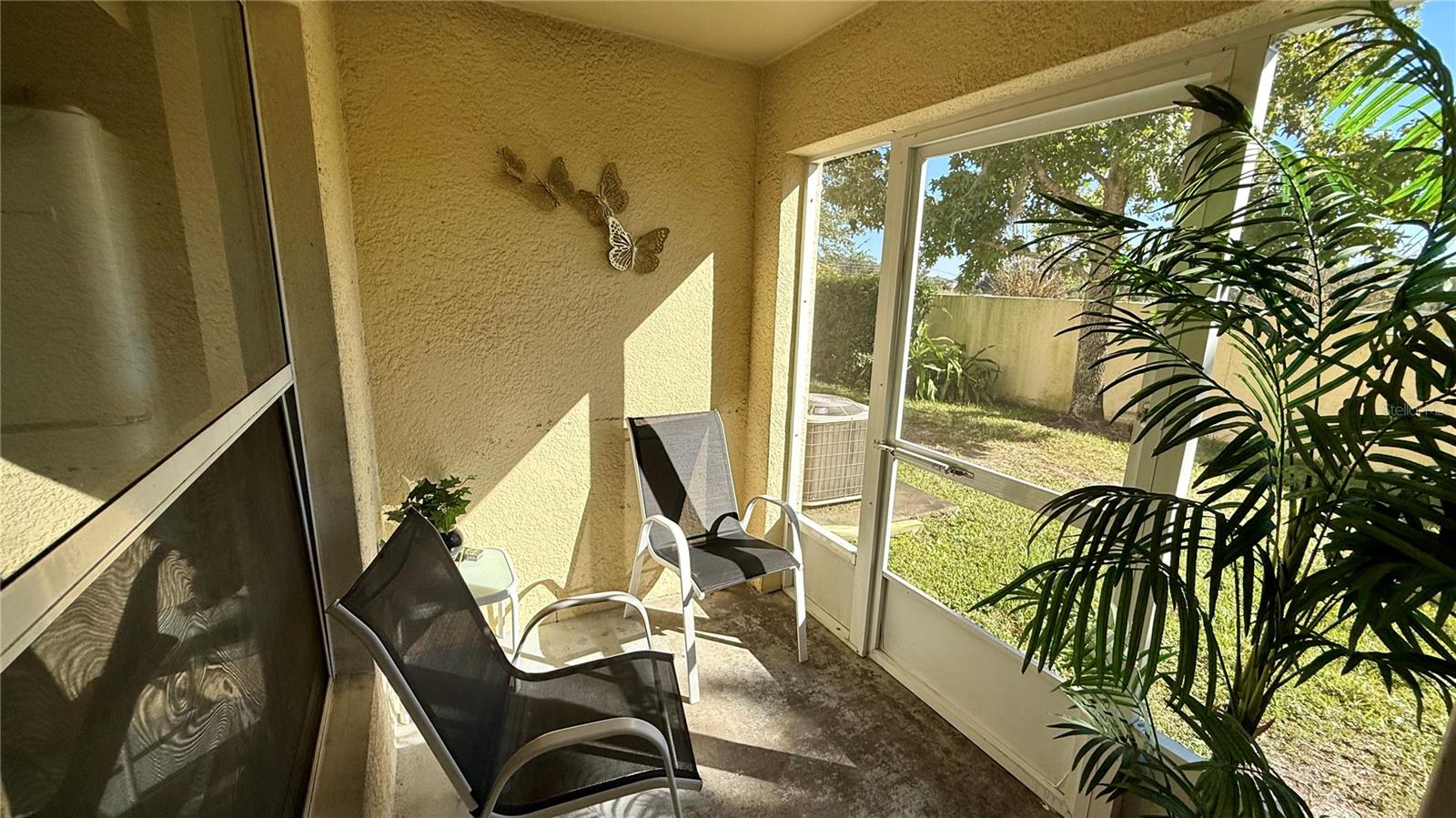 CLUB CORTILE - Residential Lease