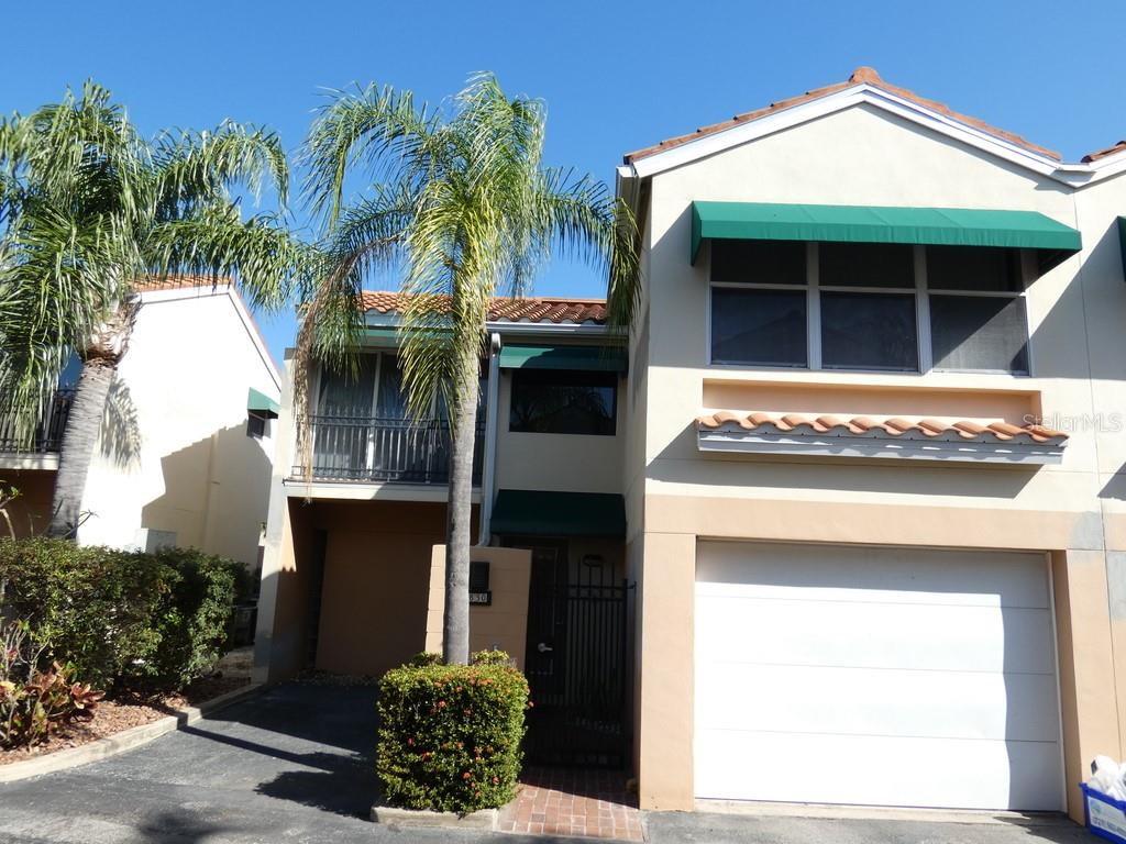 MEDITERRANEAN VILLAGE IN THE PARK - Residential