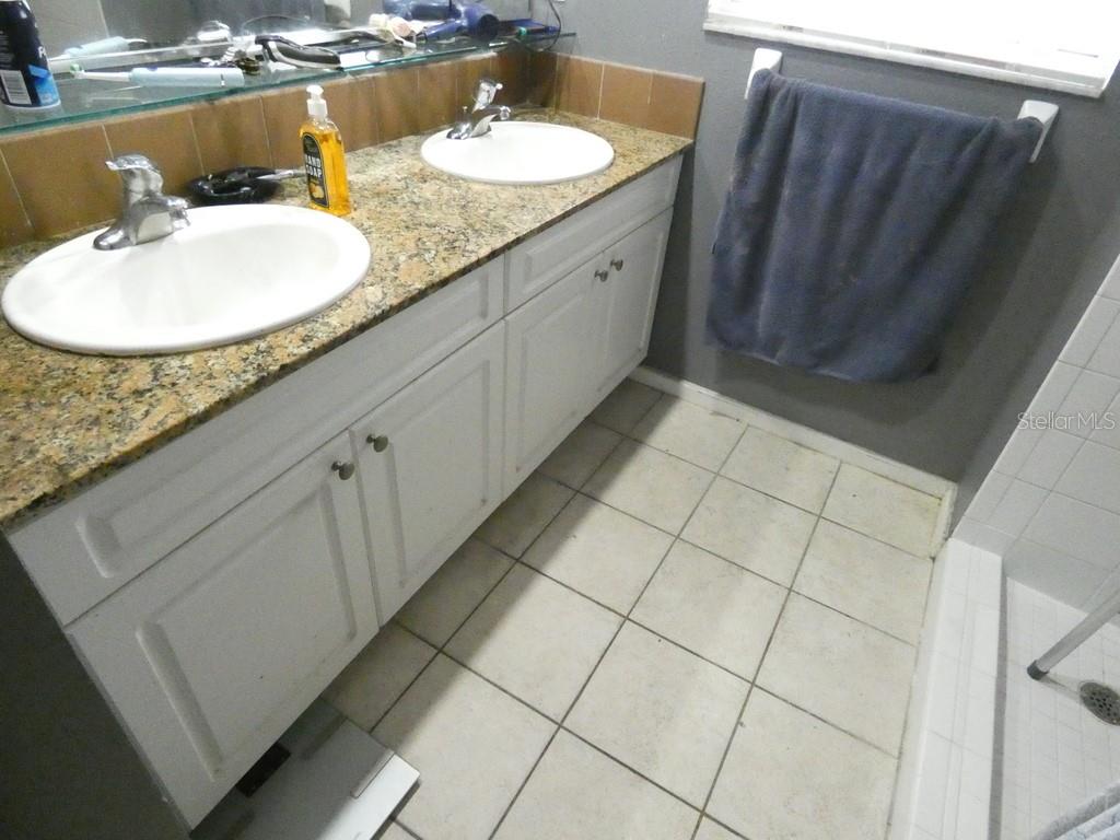 MEDITERRANEAN VILLAGE IN THE PARK - Residential