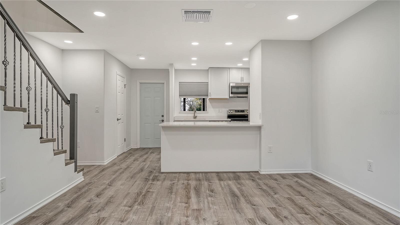 RAMBLEWOOD ACRES - Residential