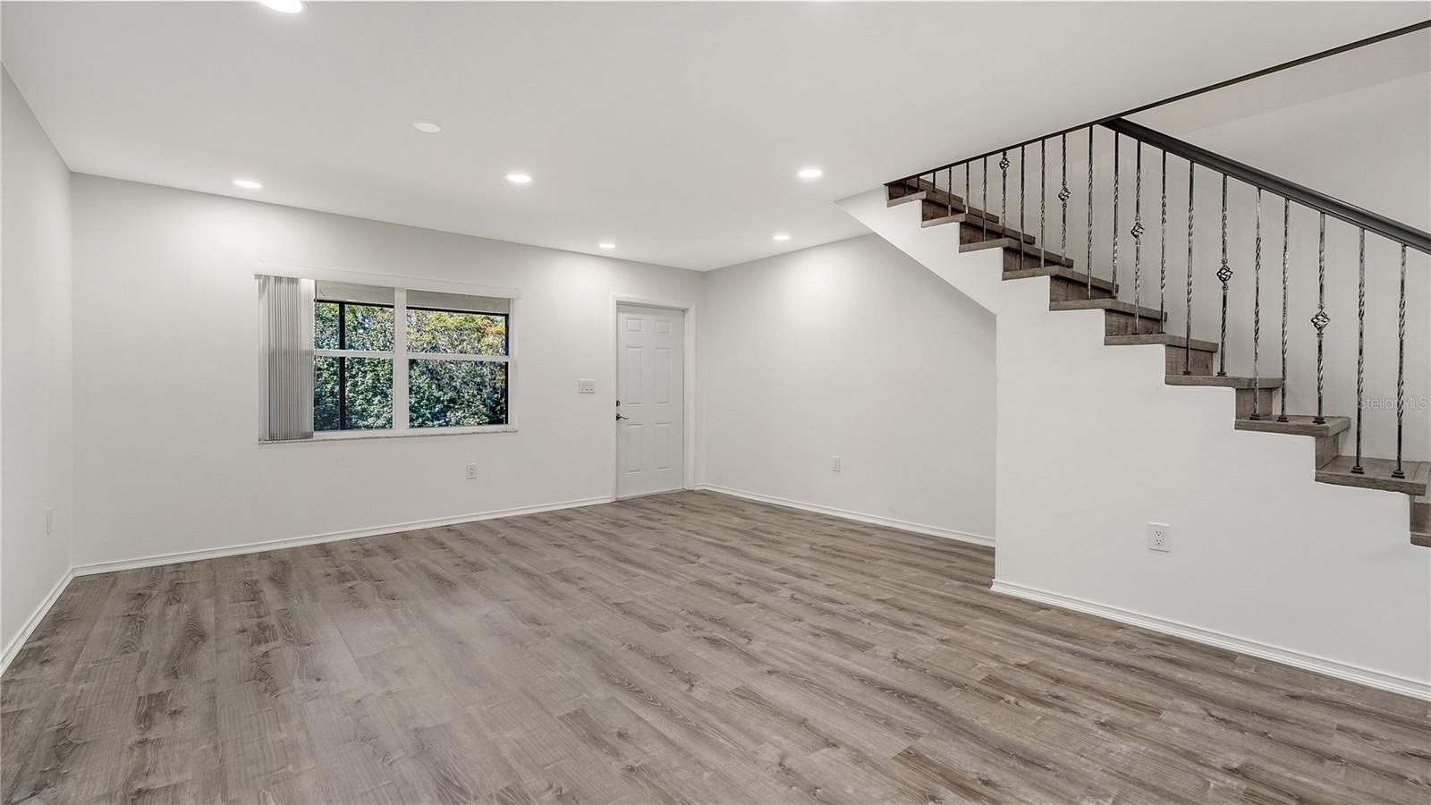 RAMBLEWOOD ACRES - Residential