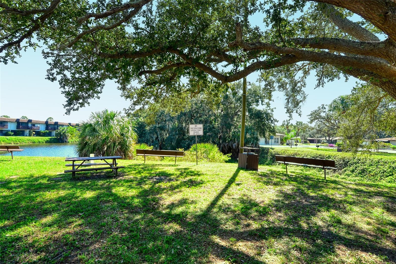 RAMBLEWOOD ACRES - Residential