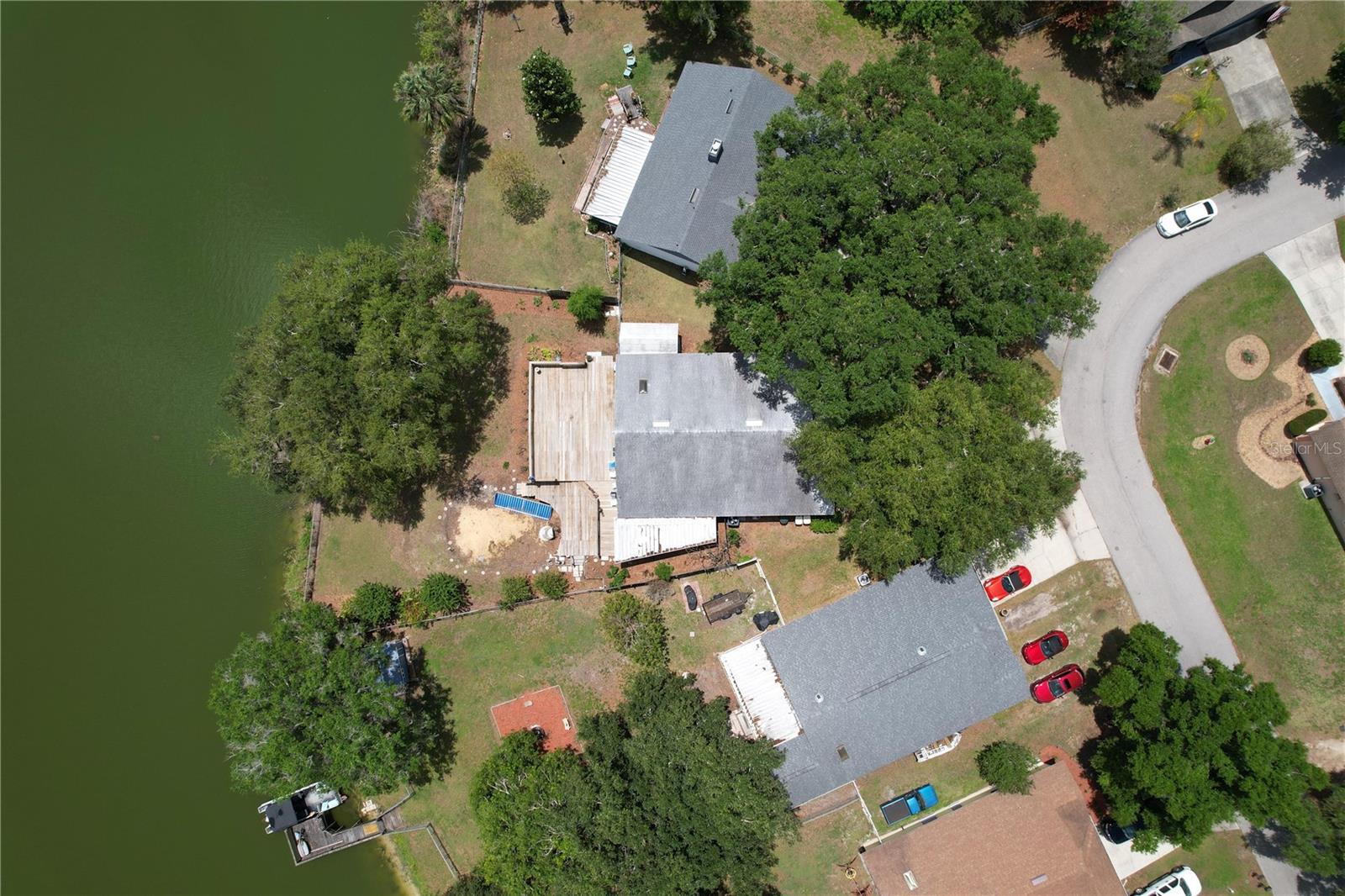 LAKESTHE 02 - Residential