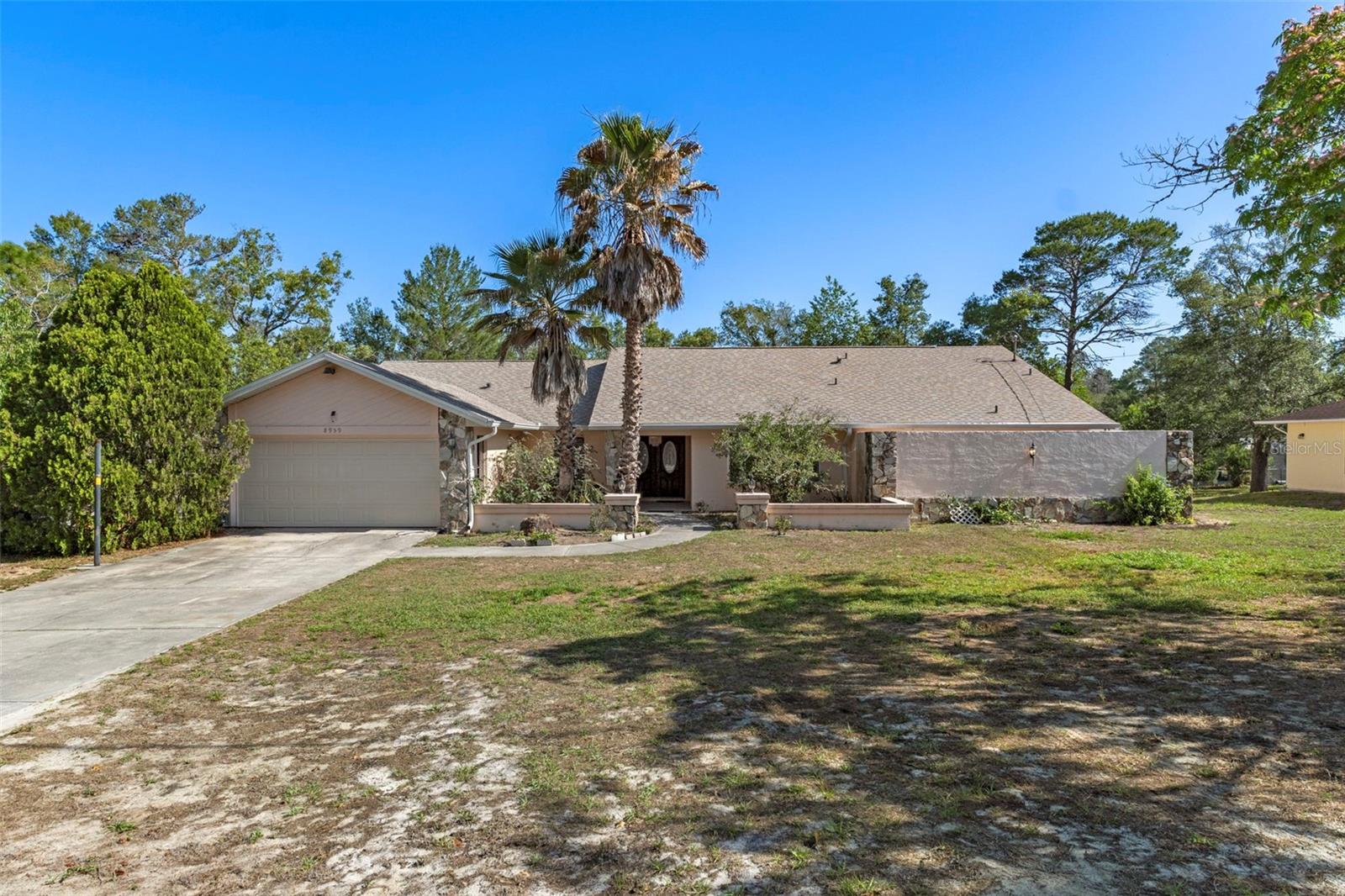 VOSS OAK LAKE ESTATE - Residential