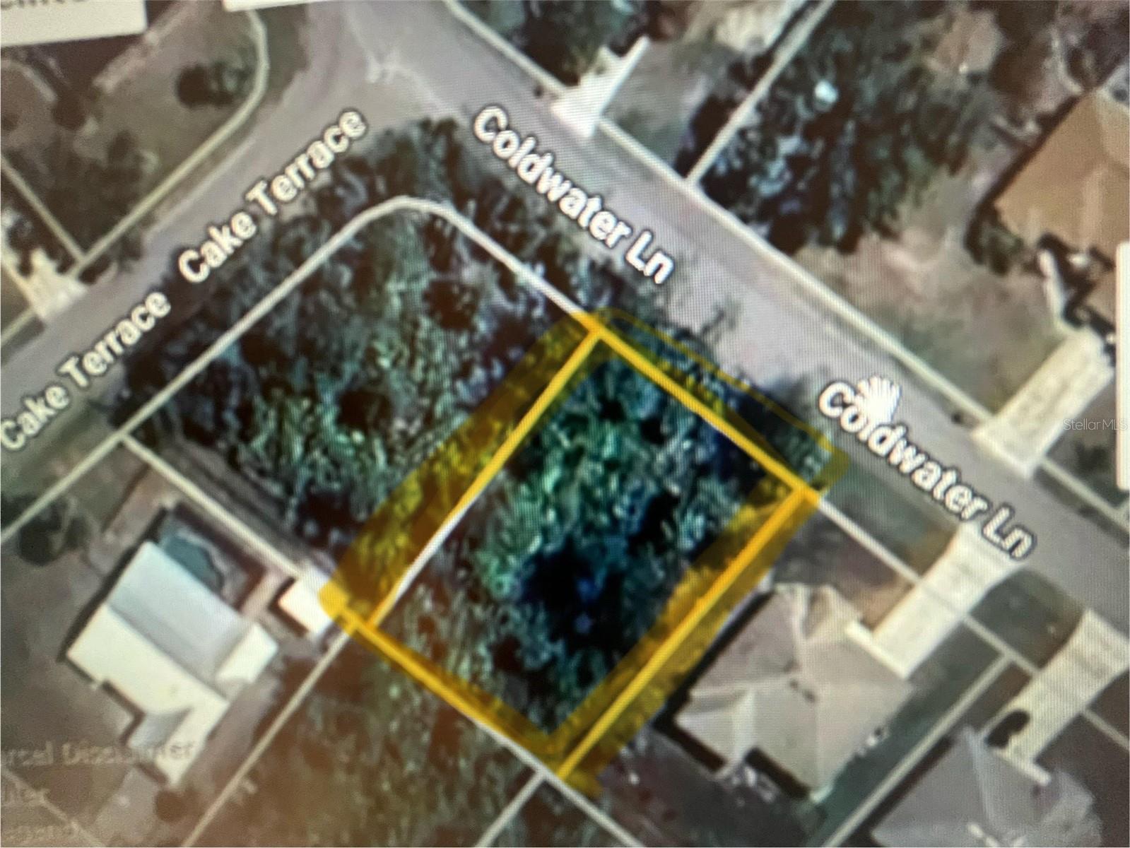 This residential lot has a nice view in a quiet neighborhood located in the young and growing North Port, one of the most popular locations to live. Ajacent lot is available for sale tax ID #0990032634 NOT IN A FLOOD ZONE. SELLER PREFERS TO SELL BOTH LOTS TOGETHER.There are no deed restrictions or HOA fees. Excellent location, peaceful neighborhood, minutes from I-75 & Tamiami Trail! Convenient to Florida’s best beaches, golfing, public boat ramps, marinas, shopping, physicians, water park, Atlanta Braves Spring Training Stadium, Historic Riverfront Downtown Punta Gorda & Fishermen’s Village, and a short drive to Sanibel, Venice, Fort Myers, and Boca Grande, etc. All information is deemed reliable, but not guaranteed; buyer to confirm all.