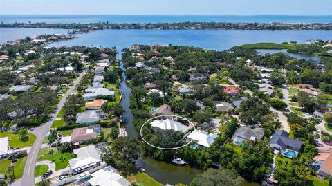 Photo of 1887 Buccaneer Circle, Sarasota, FL 34231 (MLS # A4668095)