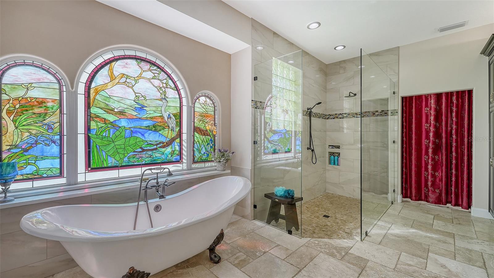 BUCCANEER BAY - Residential