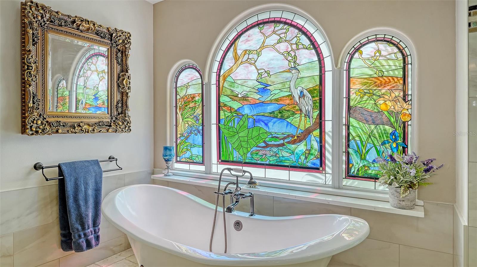 BUCCANEER BAY - Residential