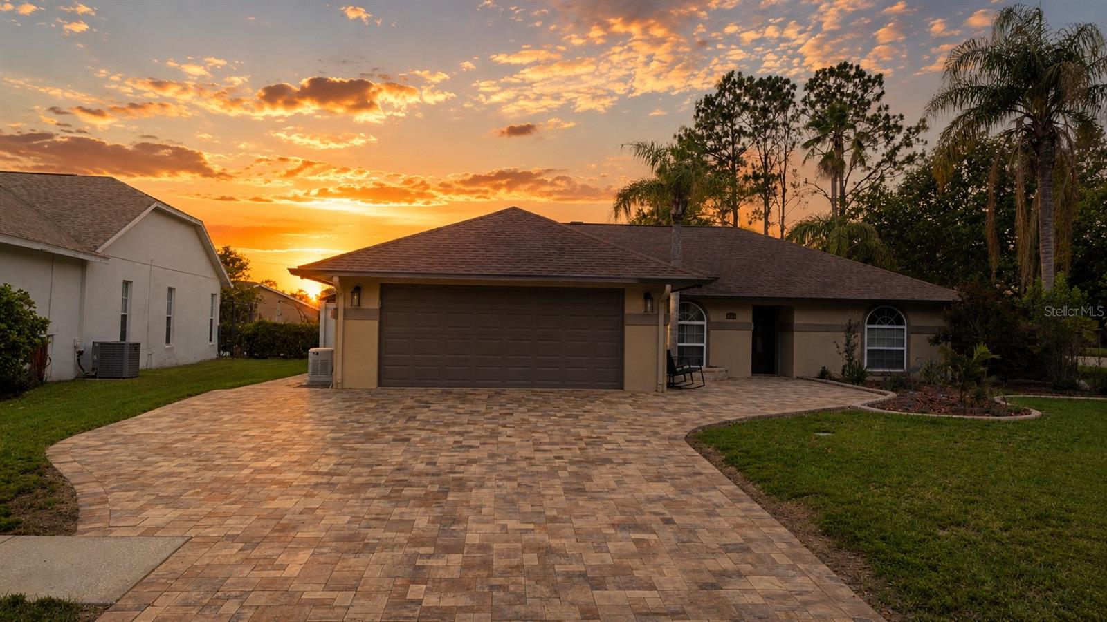 6441 SILVER OAKS DRIVE