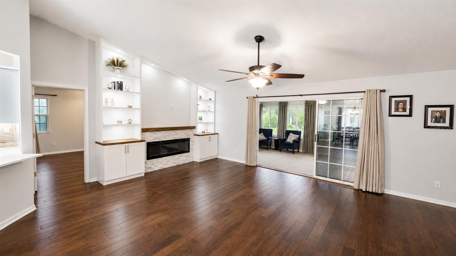 6441 SILVER OAKS DRIVE