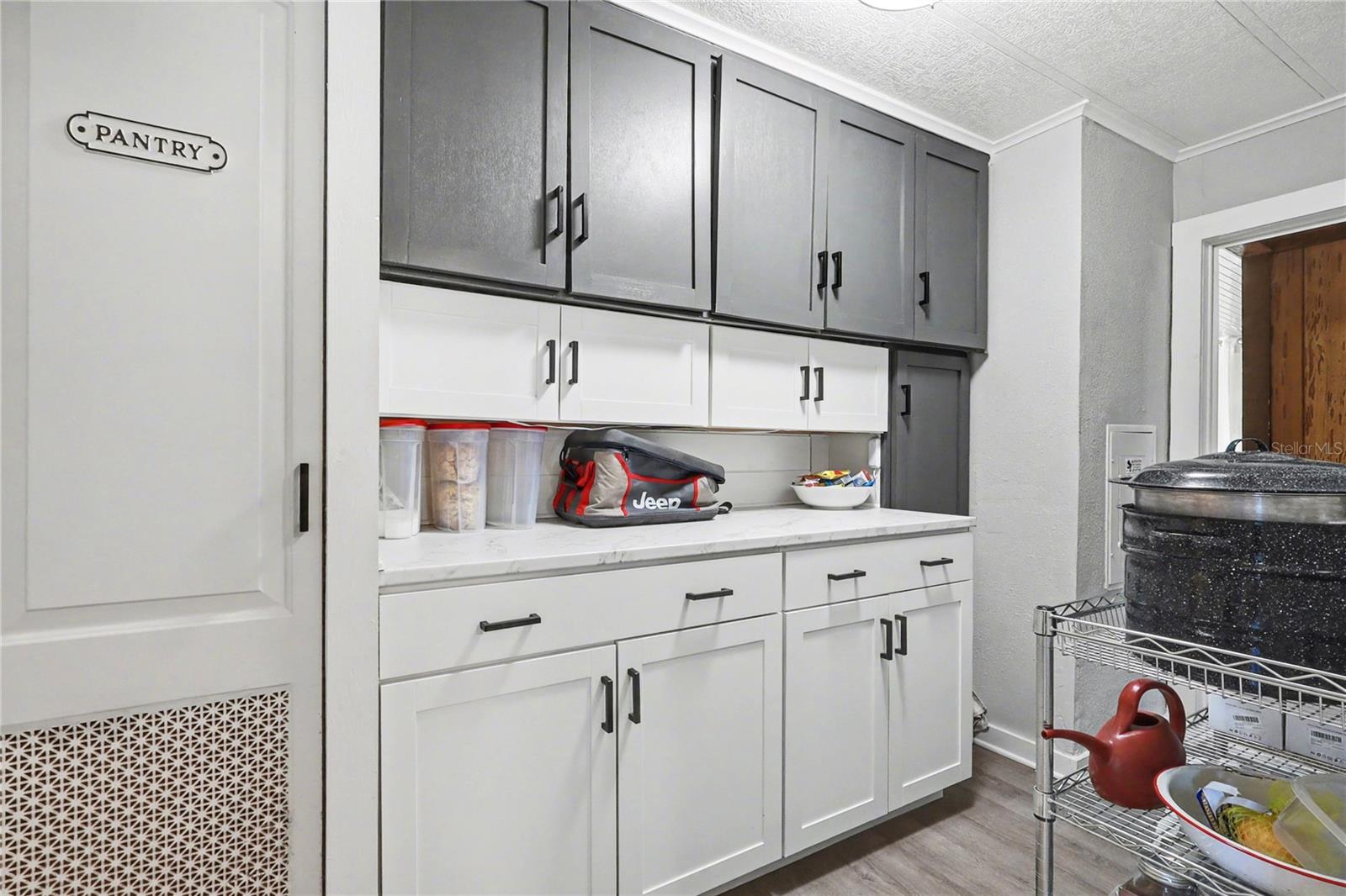 FLORAL LAKES - Residential