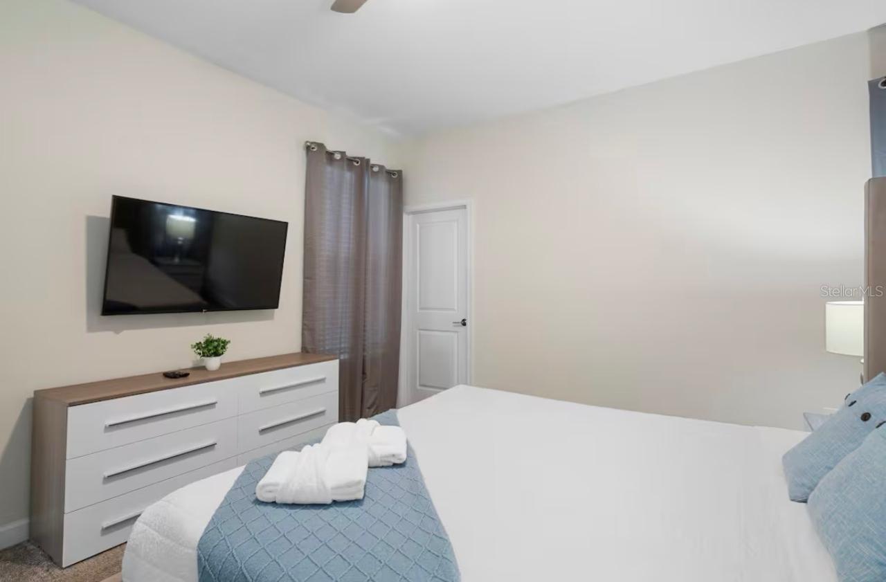 COVE AT STOREY LAKE III - Residential