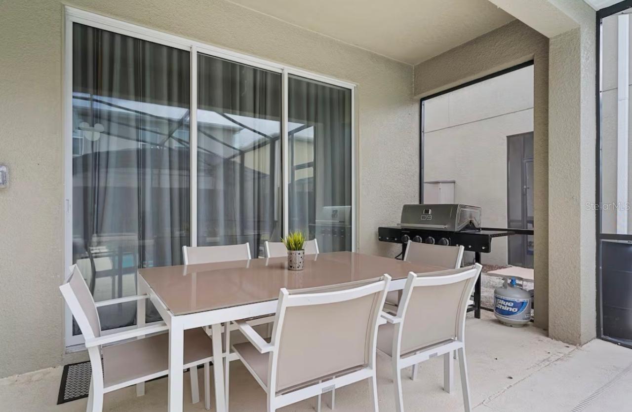 COVE AT STOREY LAKE III - Residential