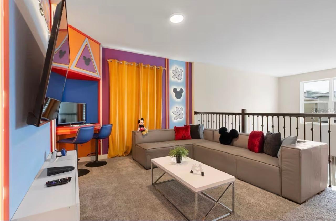 COVE AT STOREY LAKE III - Residential