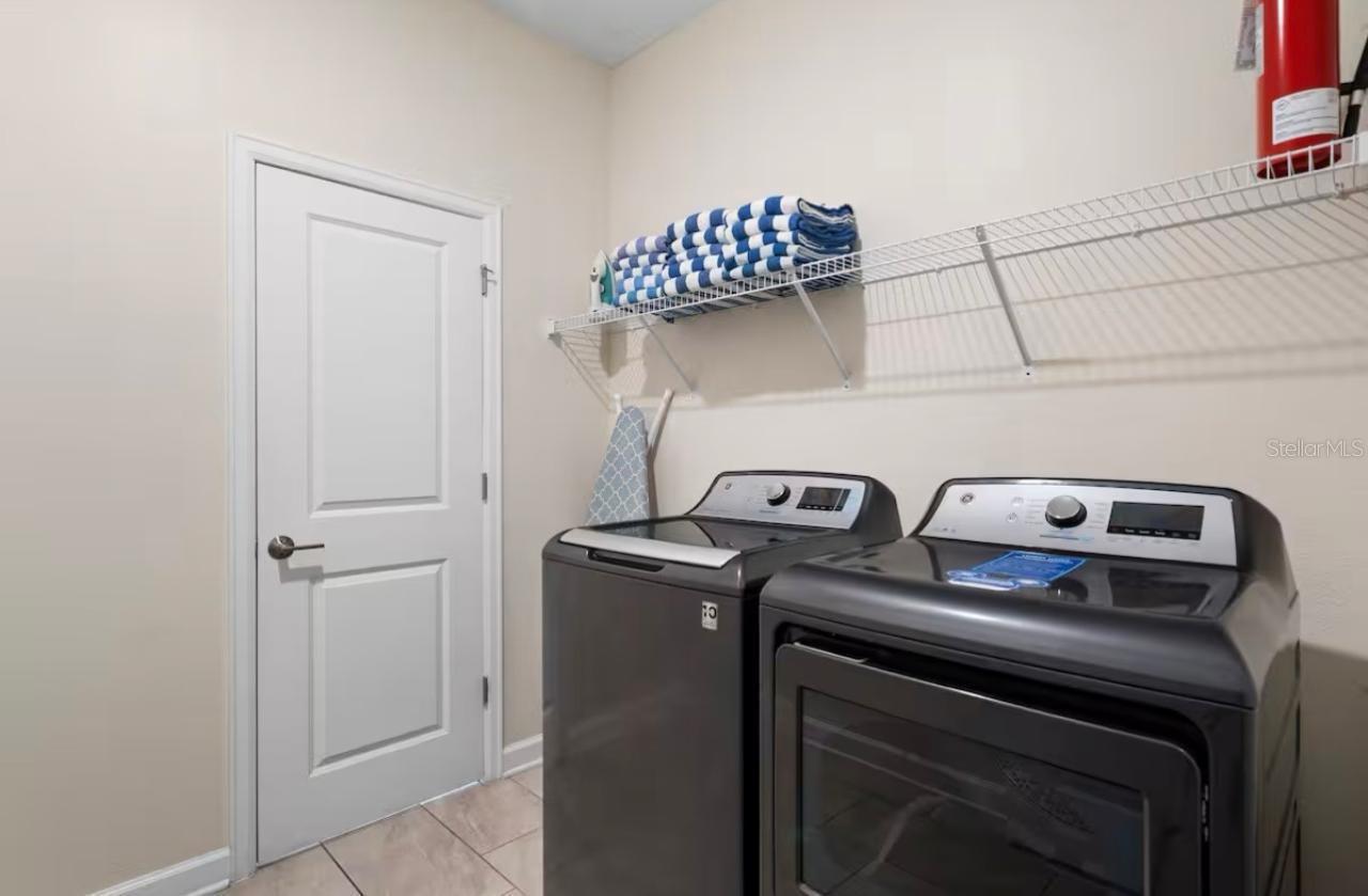 COVE AT STOREY LAKE III - Residential