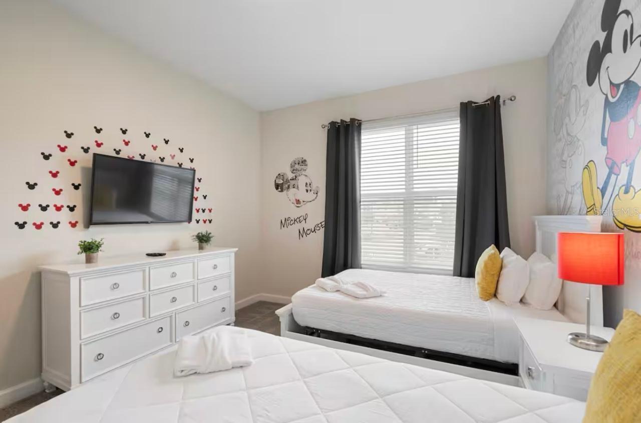 COVE AT STOREY LAKE III - Residential