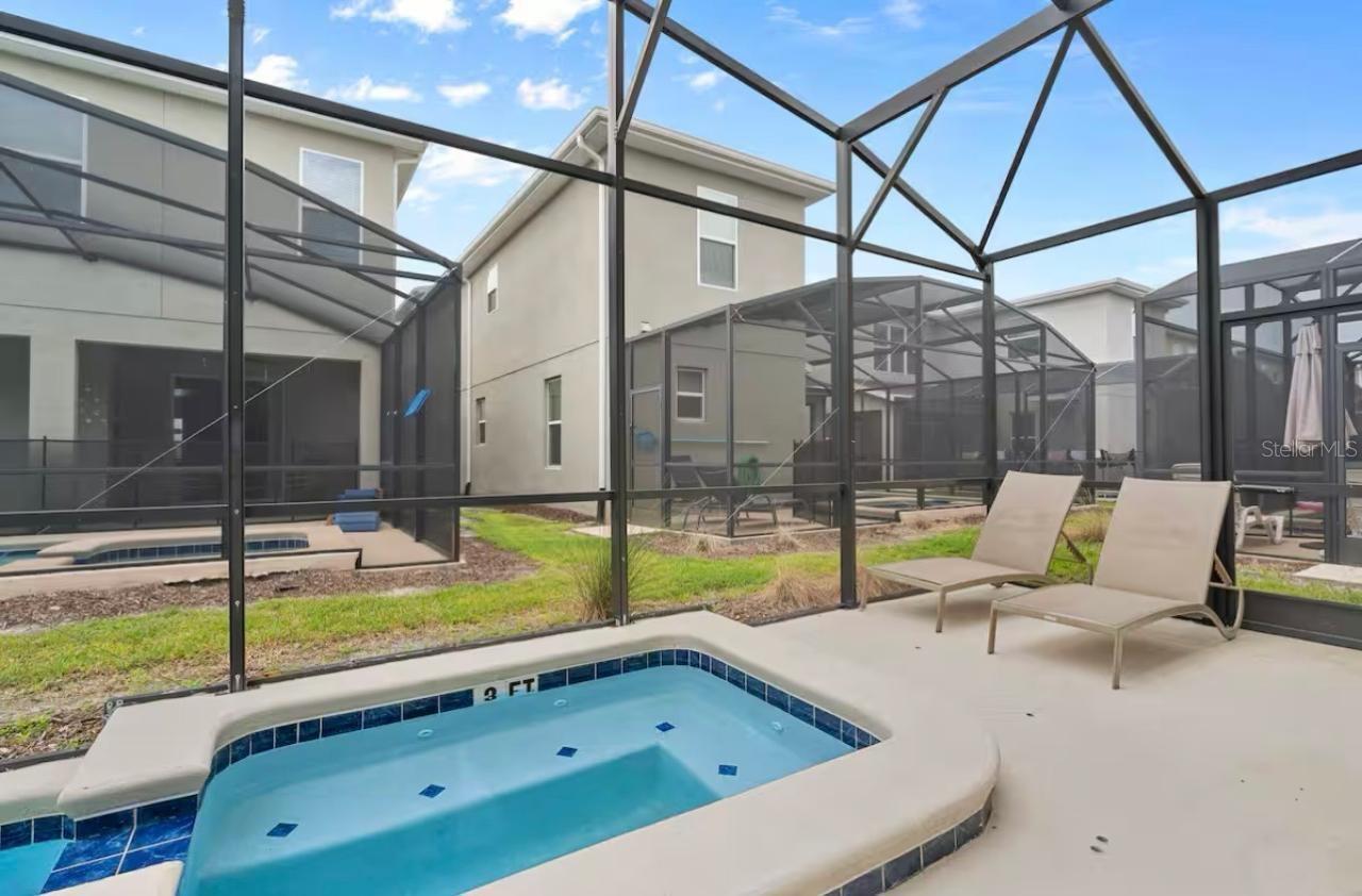 COVE AT STOREY LAKE III - Residential