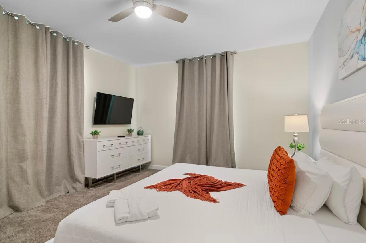 COVE AT STOREY LAKE III - Residential