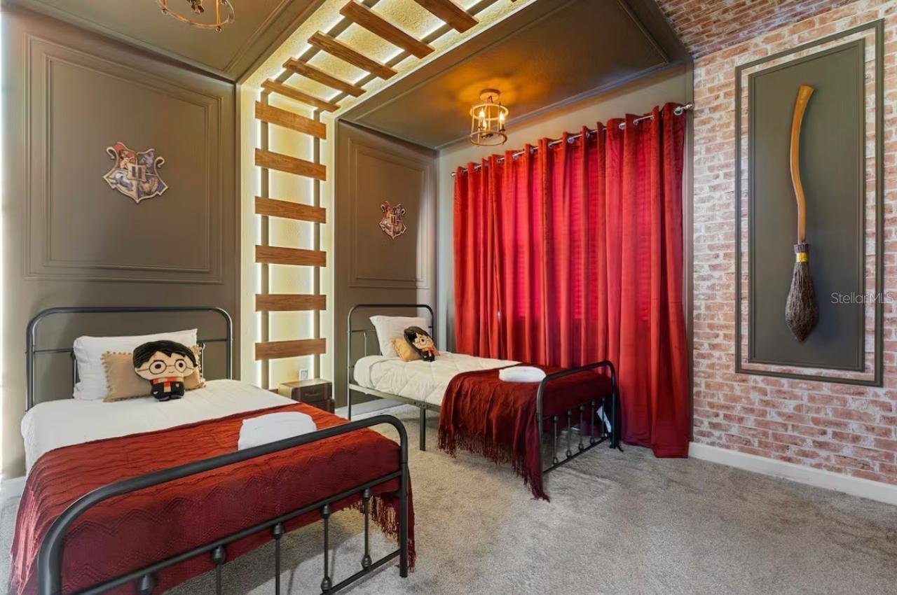 COVE AT STOREY LAKE III - Residential