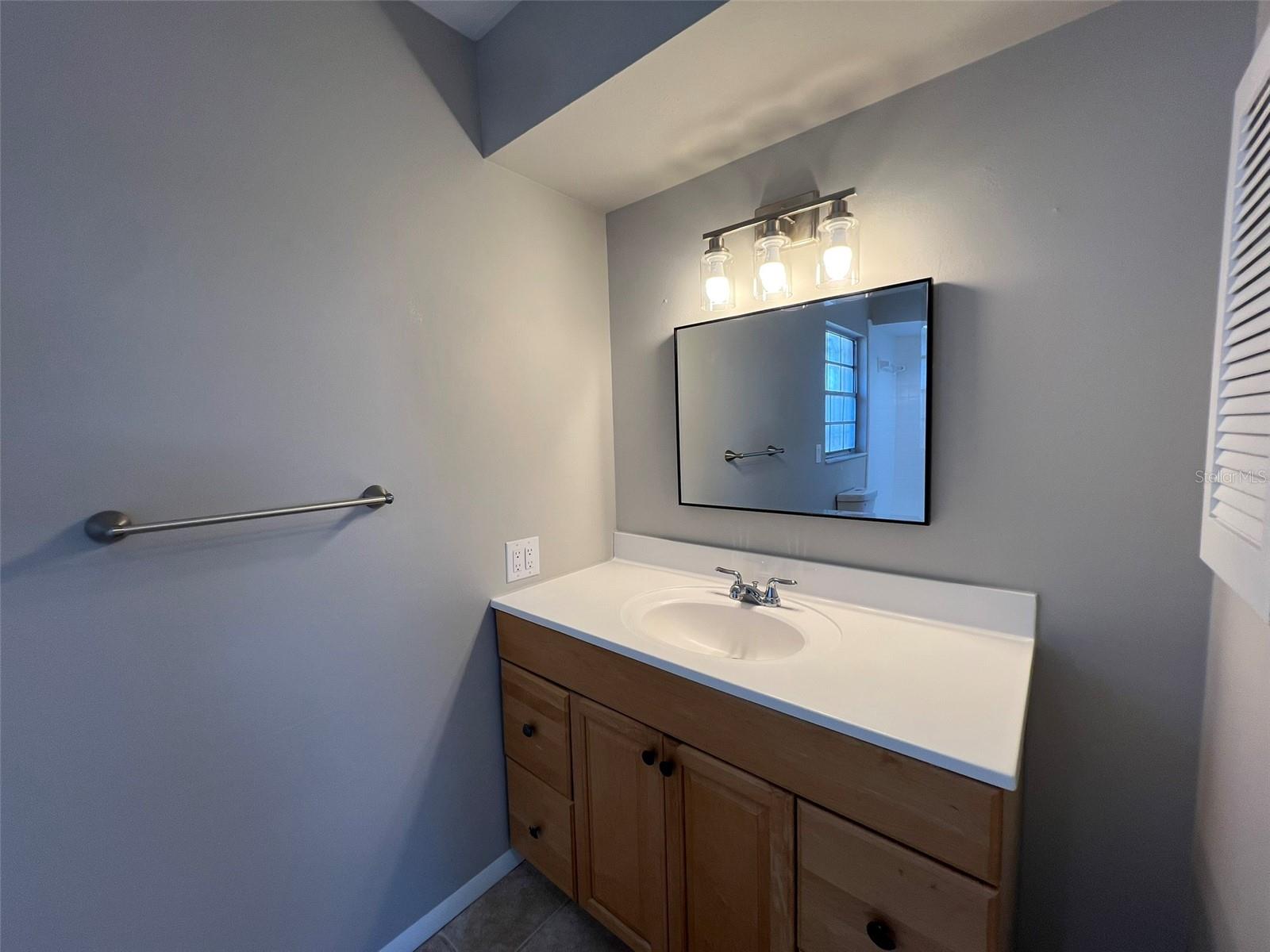 SORRENTO VILLAS 4 - Residential Lease