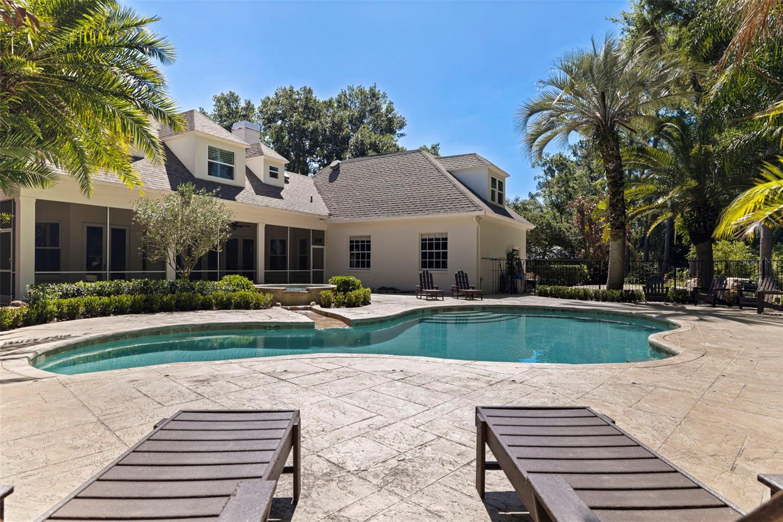 TAMPA PALMS - Residential