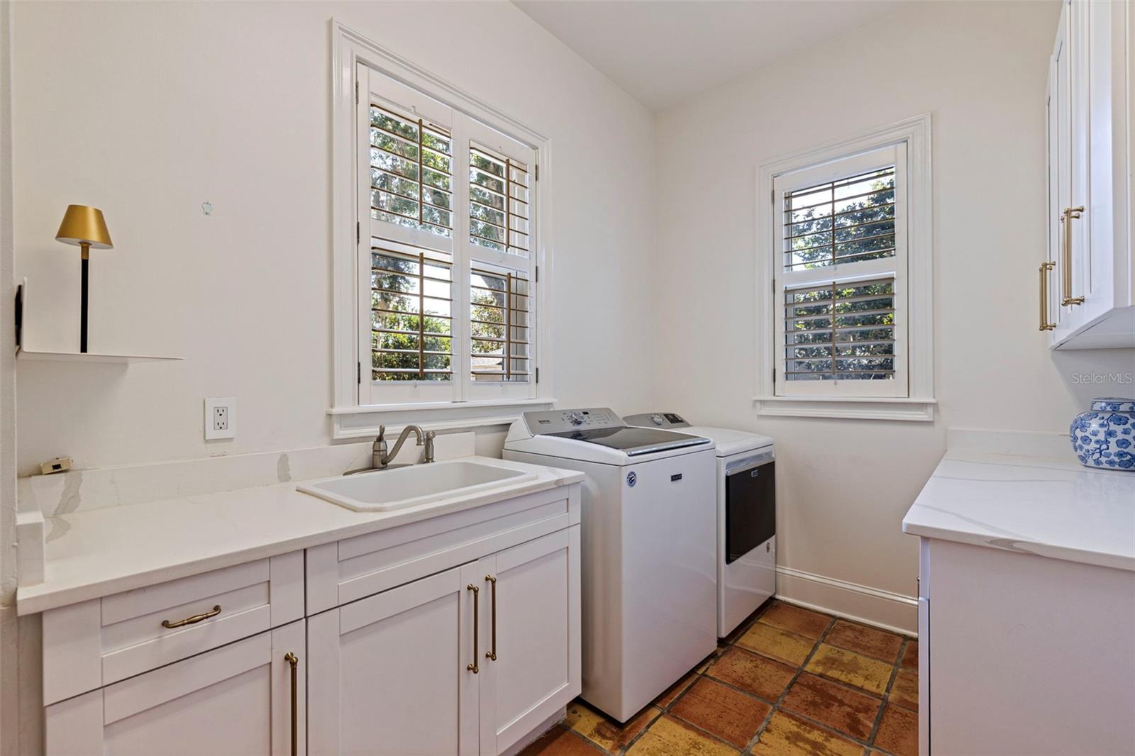 TAMPA PALMS - Residential