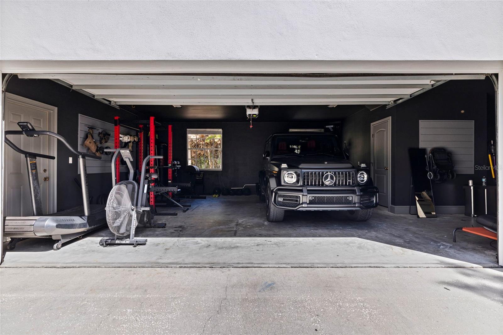 TAMPA PALMS - Residential