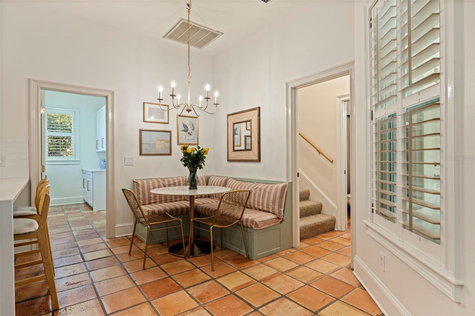 TAMPA PALMS - Residential