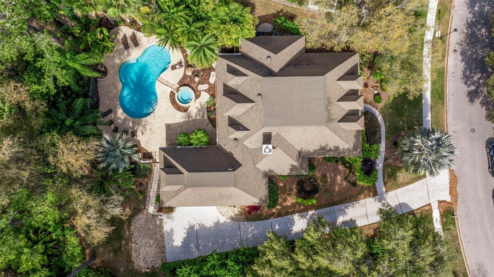 TAMPA PALMS - Residential