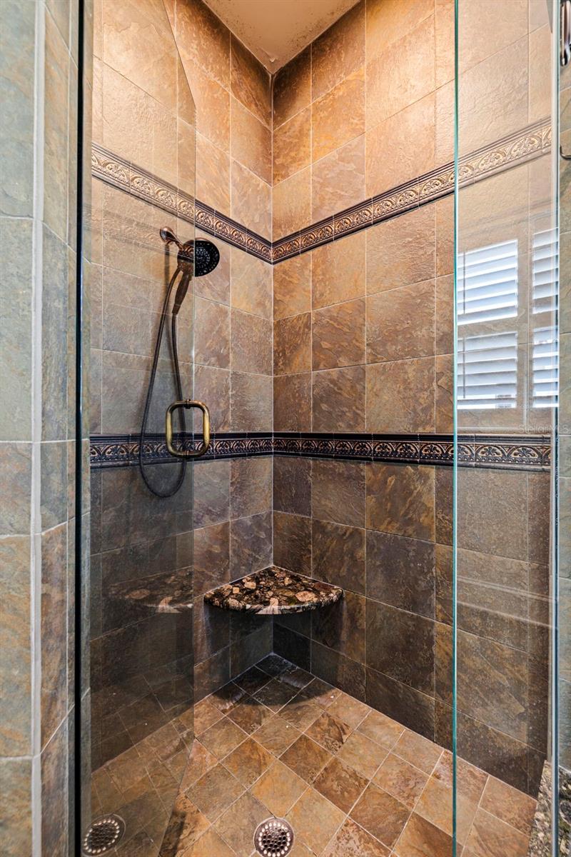 TAMPA PALMS - Residential